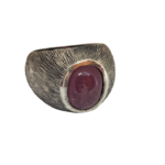 O8- Crimson Bear – Ruby Cabochon Signet Ring - Image 3